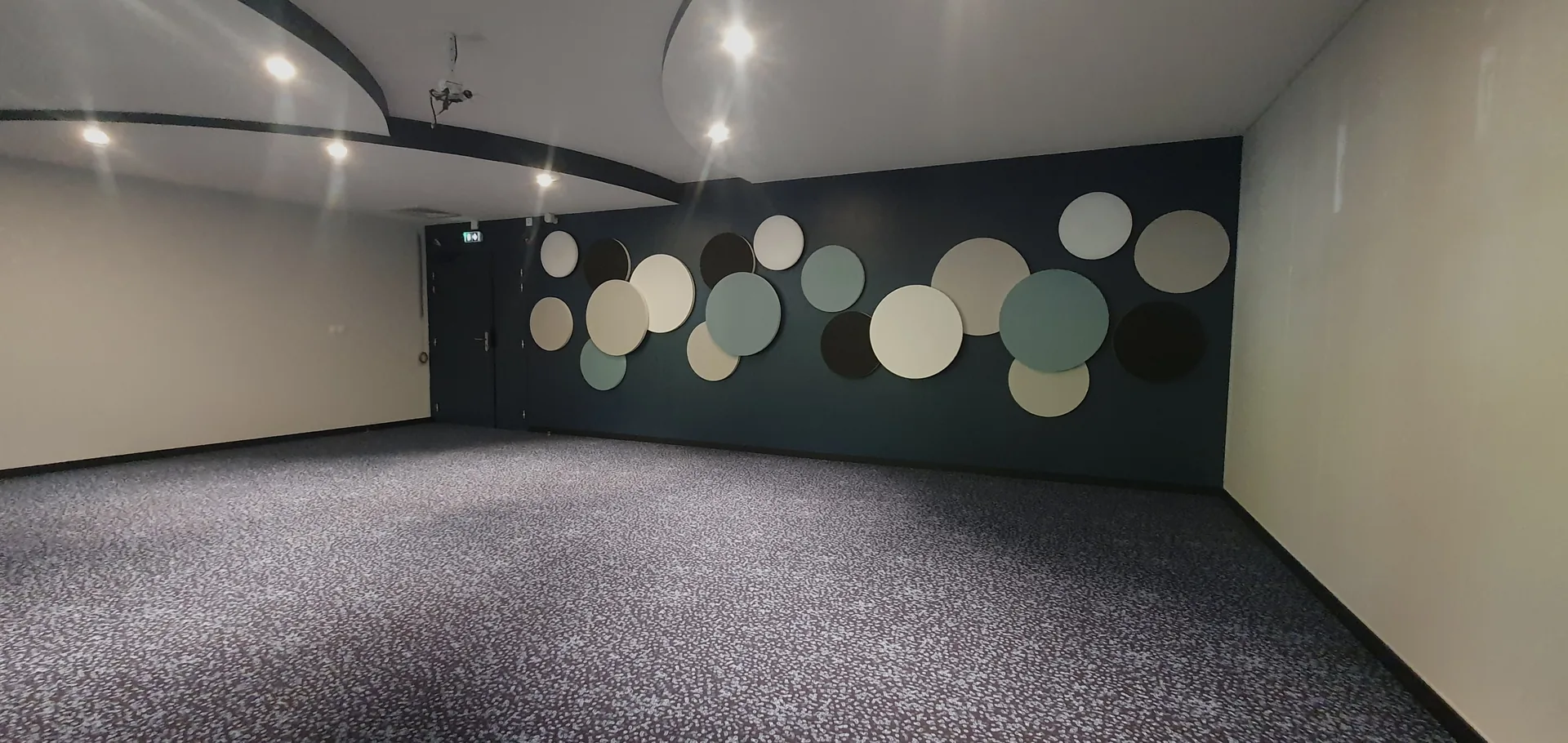 Peinture intérieure décorative du lycée Renouvier à Prades réalisée par l'Atelier Oliver